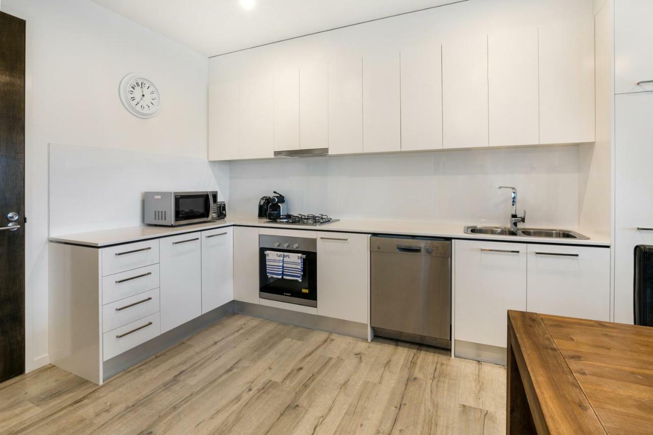 Seaside Apartment Getaway Дромана Экстерьер фото